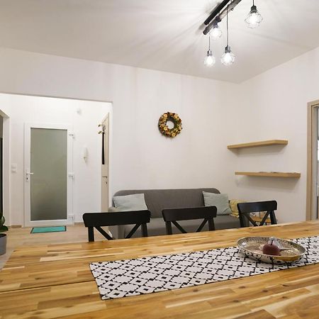Koffer Apartman Eger Zewnętrze zdjęcie